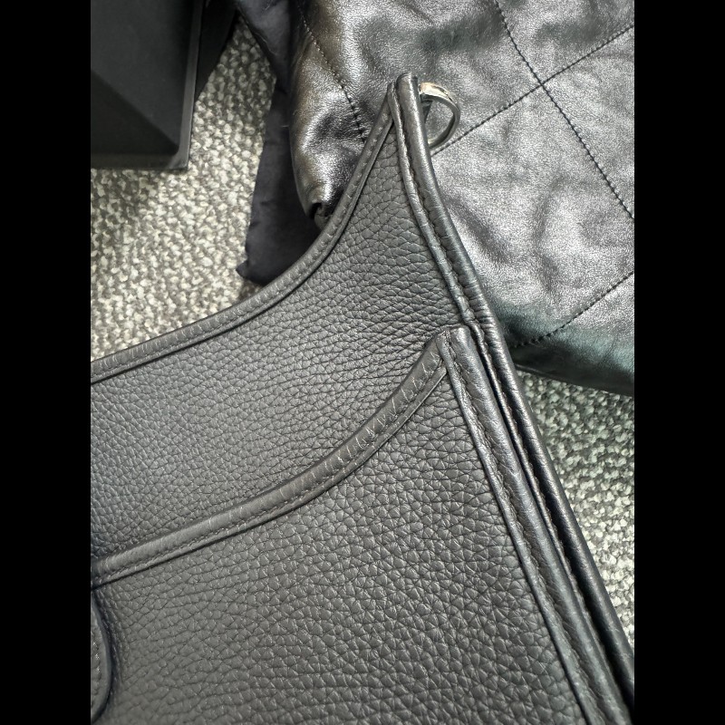 Hermes愛馬仕 黑色銀扣伊芙琳evelyne29-20