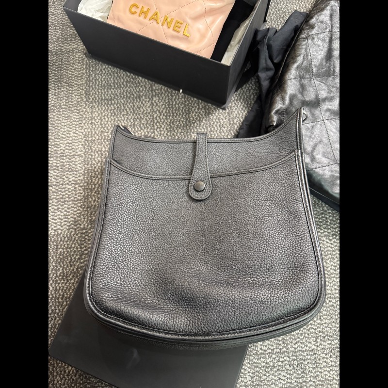 Hermes愛馬仕 黑色銀扣伊芙琳evelyne29-22