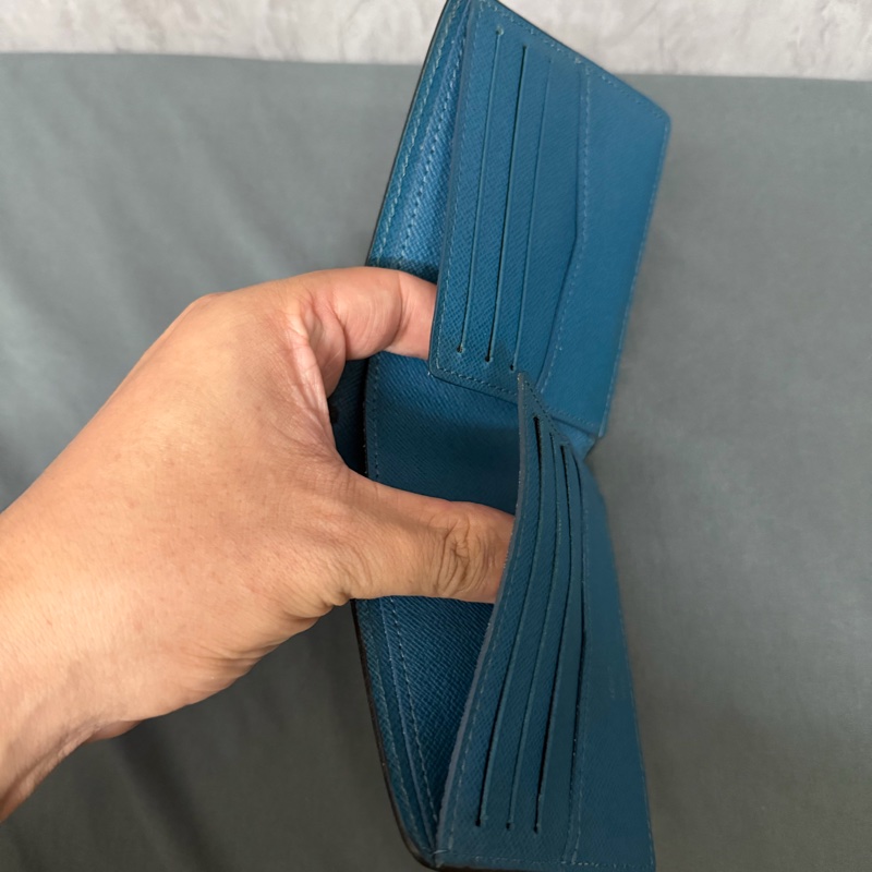 Lv水波紋對開短夾（8卡）-7