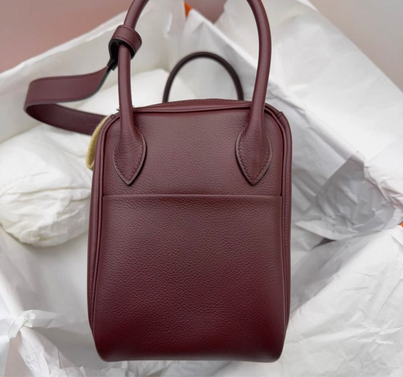 愛馬仕Hermes Lindy 26波爾多酒紅 銀扣 C刻 配件：毛氈 塵袋 雨衣-3