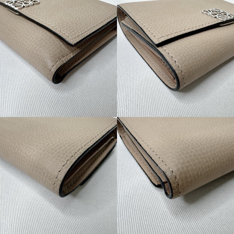 LOEWE Anagram沙色三短夾-9