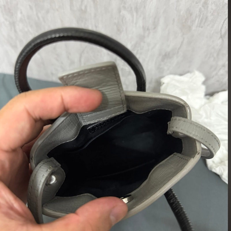 巴黎世家 LOGO兩用迷你紙袋包（灰）-7