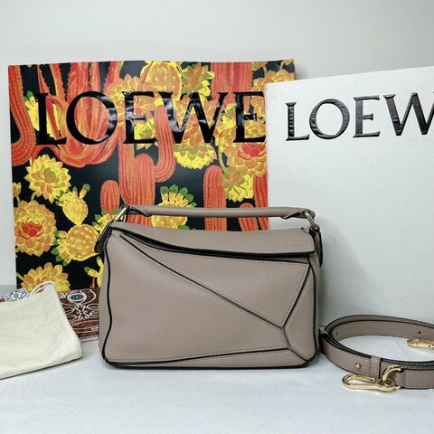 LOEWE Puzzle 粒面小牛皮小款手提包
