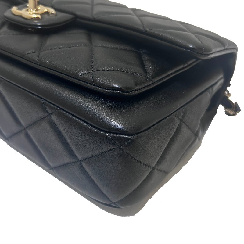 CHANEL黑金羊皮菱格紋粗鍊肩背包-5