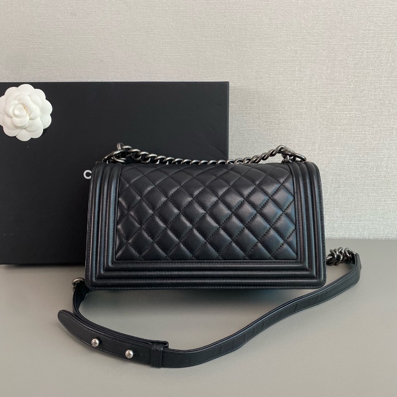 Chanel 黑銀牛皮Leboy中號鏈條包-3