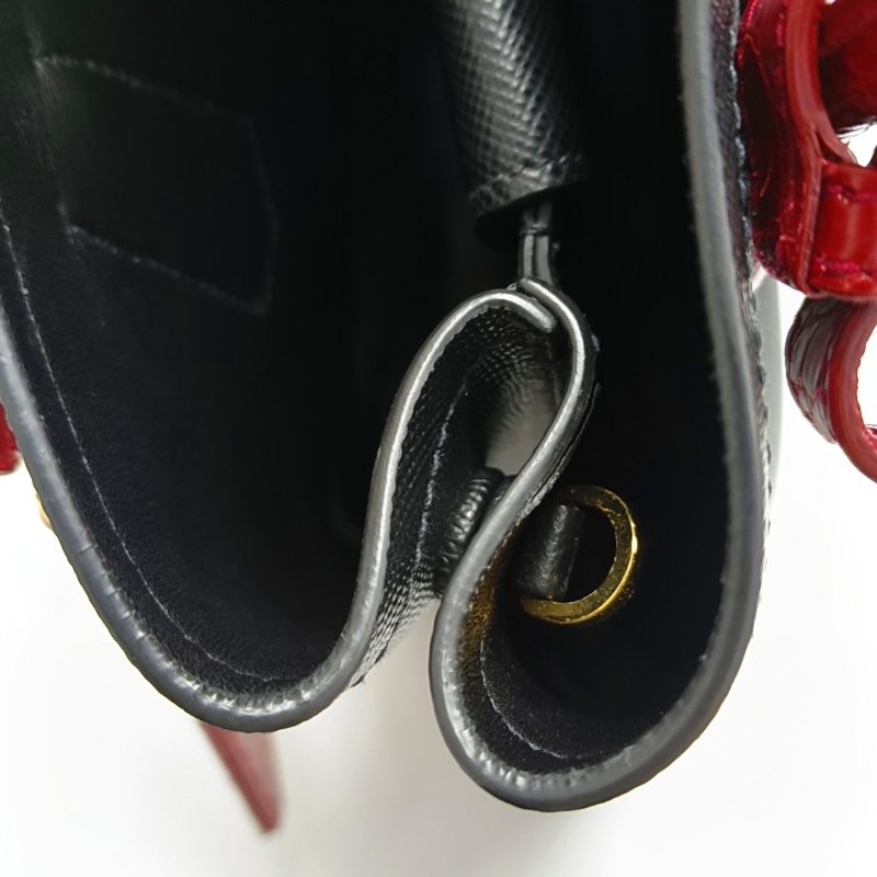 PRADA Double黑色牛皮十字紋單肩包 金色五金 可拆卸肩帶-12