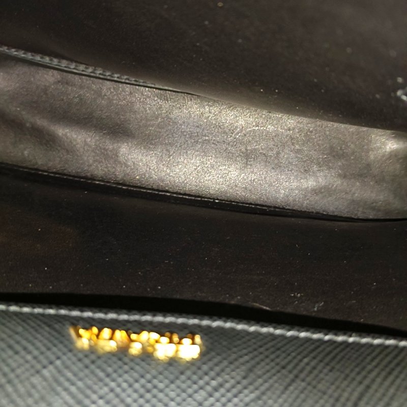PRADA Double黑色牛皮十字紋單肩包 金色五金 可拆卸肩帶-13