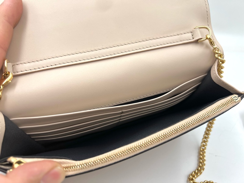 Fendi. 墨蘭迪粉色 可拆，鏈條肩背包長夾-5