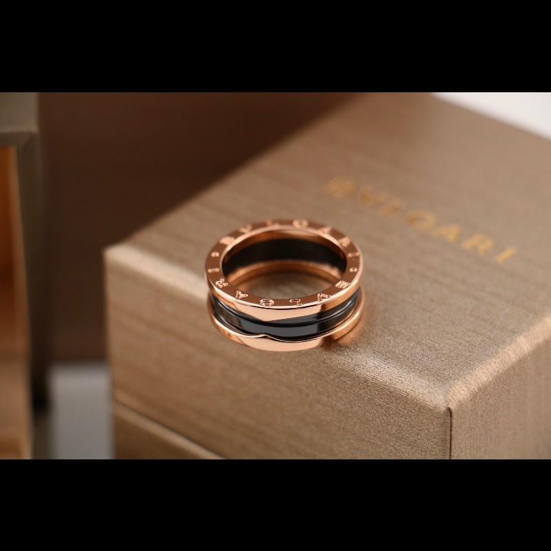 BVLGARI 玫瑰金黑陶瓷戒指 61號-2