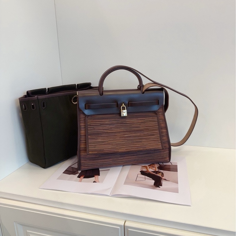 【98新🆕】Hermes 絕版✨Vintage大地色羊切皮Herbag 31 外縫金扣烏木配皮 手提袋單肩-2