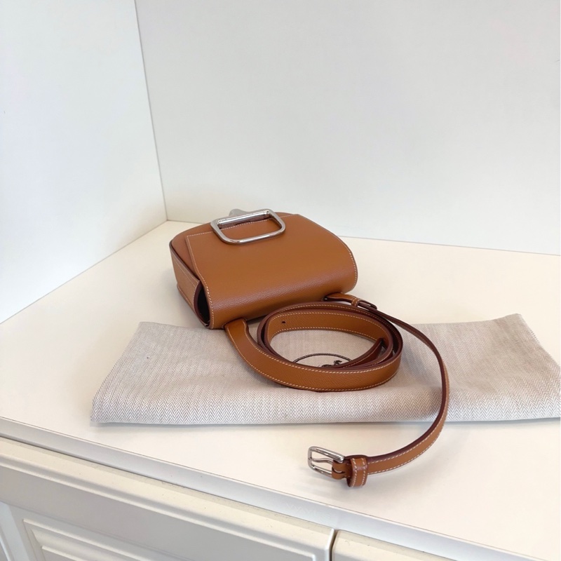 【99新🆕】Hermes 金棕mini Della屁桃屁股包 新晉個性款低調🈶品位 經典愛馬仕馬蹄元素銀扣開合 Z刻 epsom皮 斜挎包-3