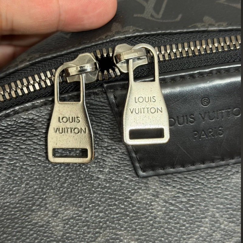 Lv 黑花後背包（M43186）-6