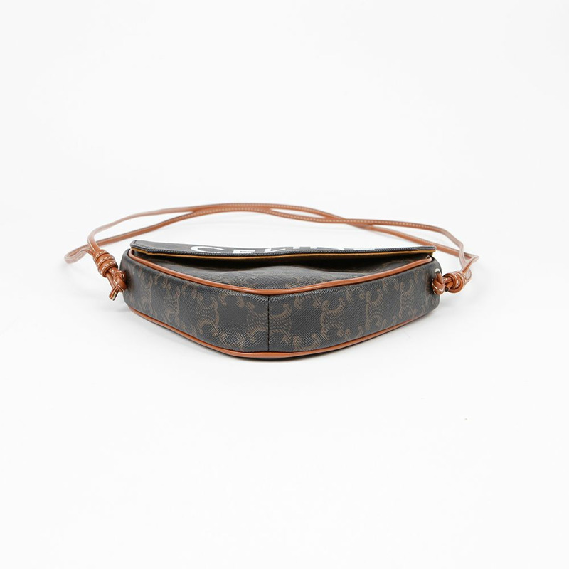 CELINE 三角形單肩斜背包 195902BZK-5