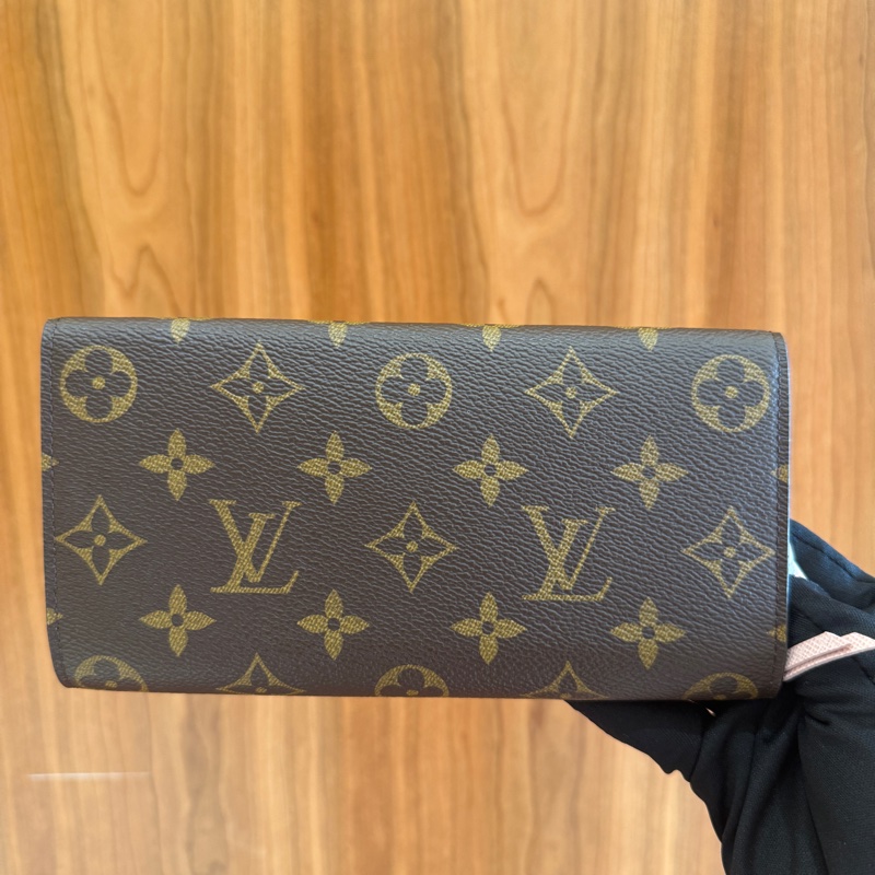 Louis Vuitton Emilie LV長夾/粉色豆豆-1