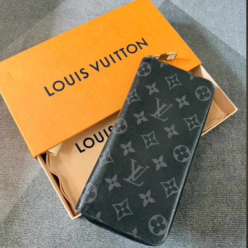 Lv黑花拉鍊長夾-0