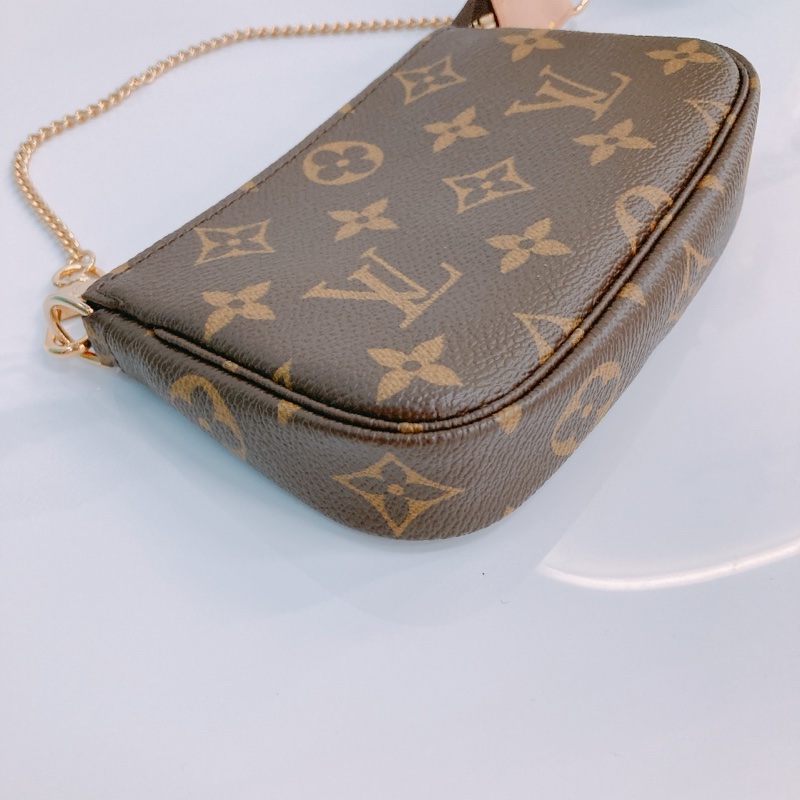 MS0393 LOUIS VUITTON 路易威登經典花紋迷你麻雀包包MINI POCHETTE ACCESSOIRES MONOGRAM CANVAS-8
