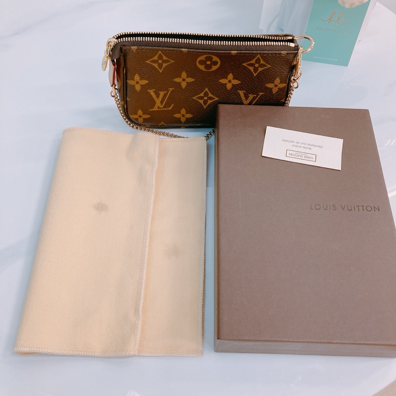 MS0393 LOUIS VUITTON 路易威登經典花紋迷你麻雀包包MINI POCHETTE ACCESSOIRES MONOGRAM CANVAS-10