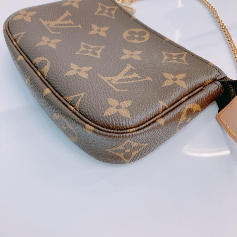 MS0393 LOUIS VUITTON 路易威登經典花紋迷你麻雀包包MINI POCHETTE ACCESSOIRES MONOGRAM CANVAS-20