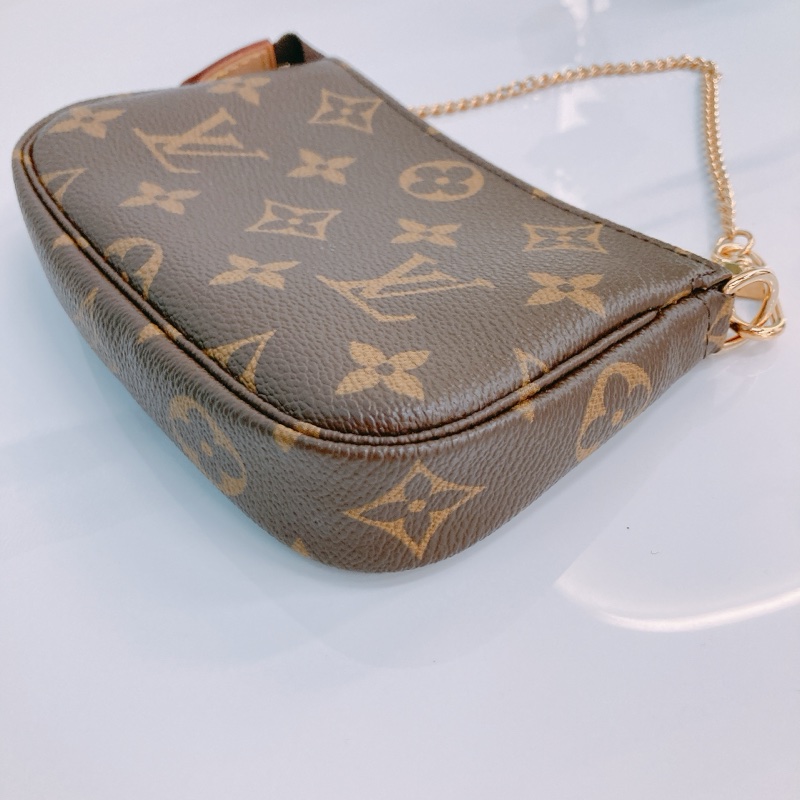 MS0393 LOUIS VUITTON 路易威登經典花紋迷你麻雀包包MINI POCHETTE ACCESSOIRES MONOGRAM CANVAS-22