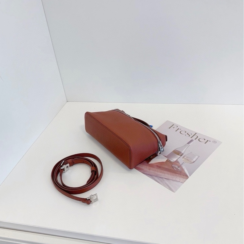 【99新🆕】LP Loro Piana Pocket L19飯盒包 🍁美拉德磚紅色 手提包斜挎包-5