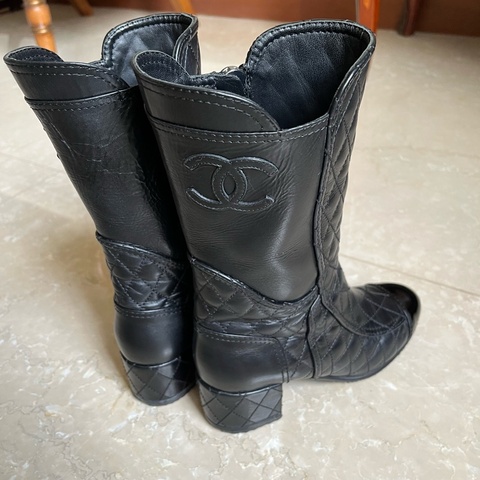 CHANEL靴子