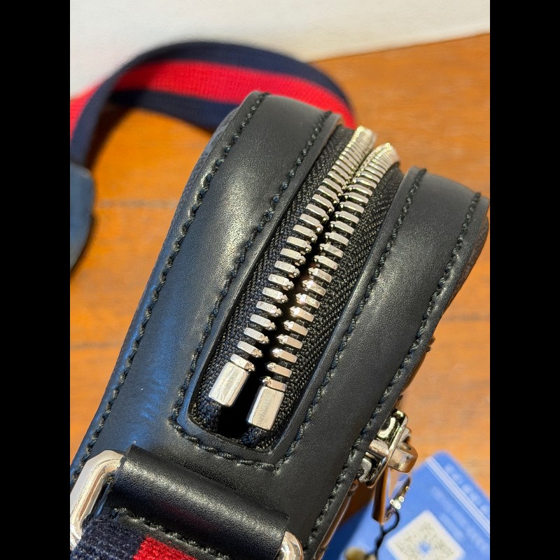 Gucci GG Supreme 老花黑色郵差包-6