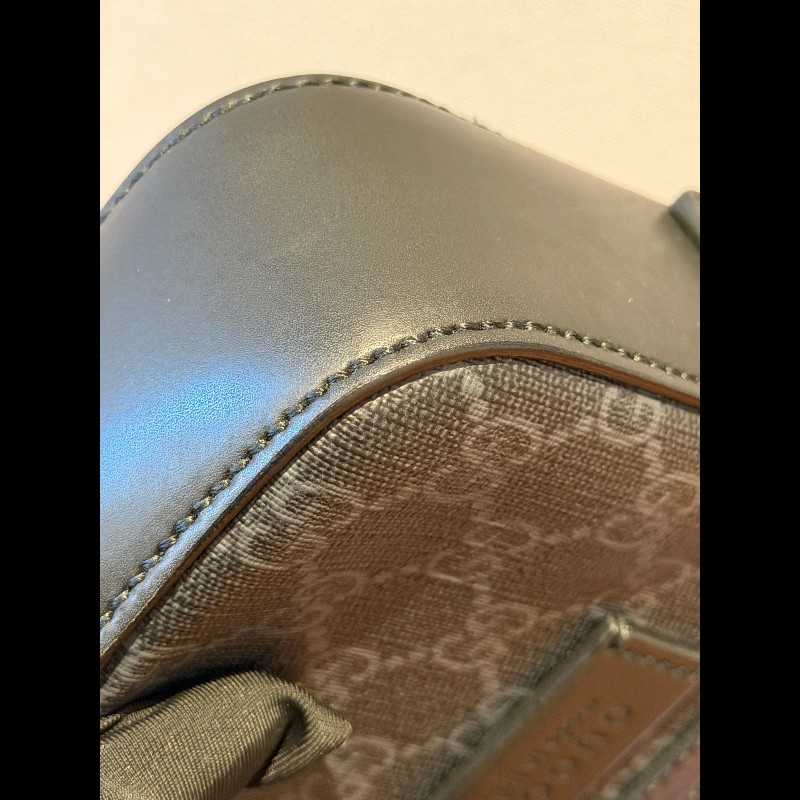 Gucci GG Supreme 老花黑色郵差包-9