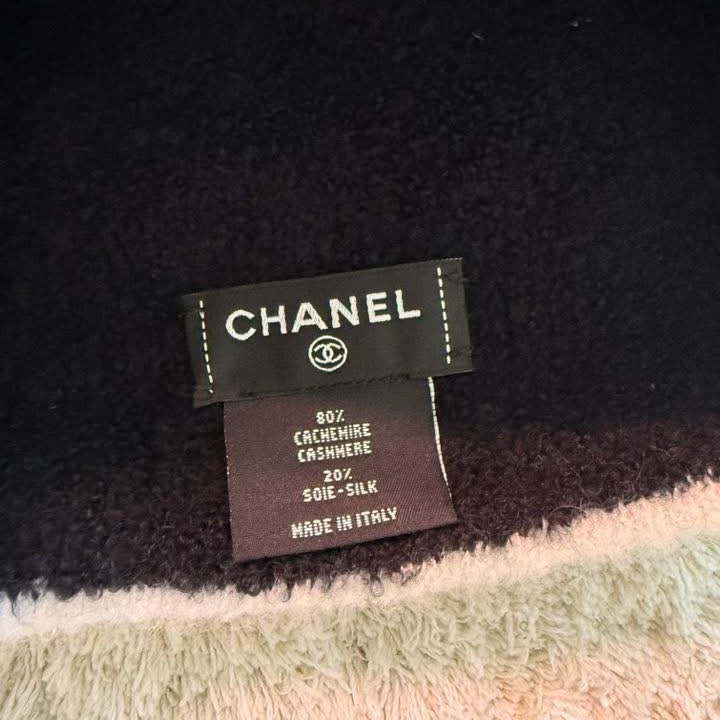 Chanel 24K 黑白熊貓 毛帽-2