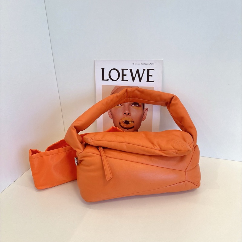【98新🆕】Loewe 新款秀款puffur puzzle hobo 橙色泡芙單肩包-0