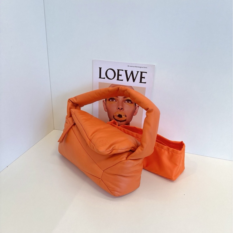 【98新🆕】Loewe 新款秀款puffur puzzle hobo 橙色泡芙單肩包-2