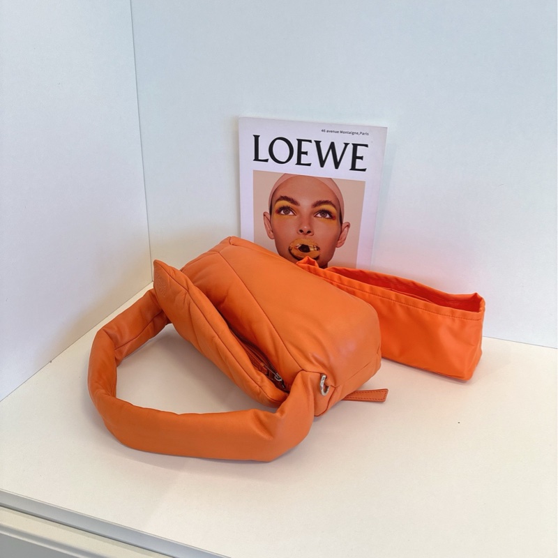 【98新🆕】Loewe 新款秀款puffur puzzle hobo 橙色泡芙單肩包-3