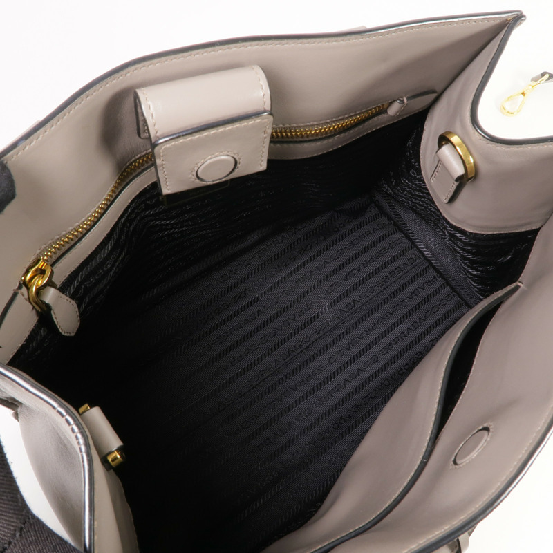 PRADA Saffiano皮革2Way Shoulder Bag金扣手挽肩背兩用袋-4