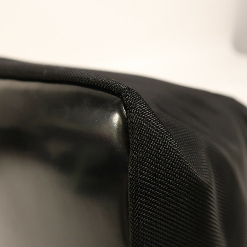 GUCCI 尼龍/漆皮皮革Shoulder Bag銀扣肩背袋-11