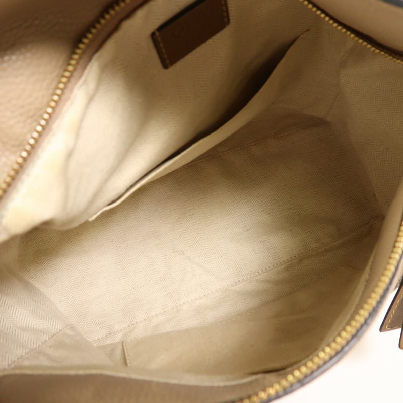 LOEWE 牛皮皮革Puzzle Medium金扣手挽肩背兩用袋-4