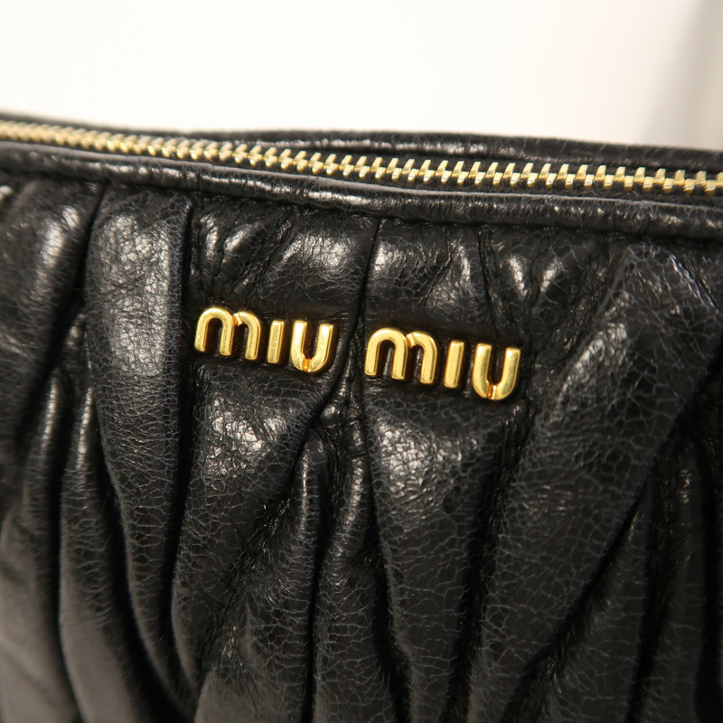 Miu Miu 牛皮皮革Shoulder Bag金扣肩背袋-9