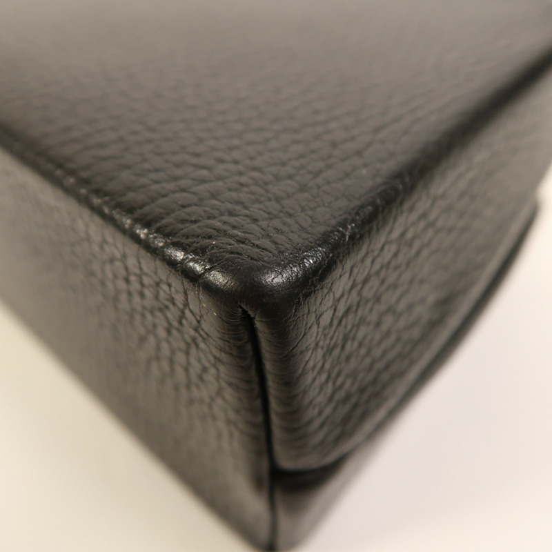 MOSCHINO 牛皮皮革Chain Shoulder金扣鏈帶肩背袋-10