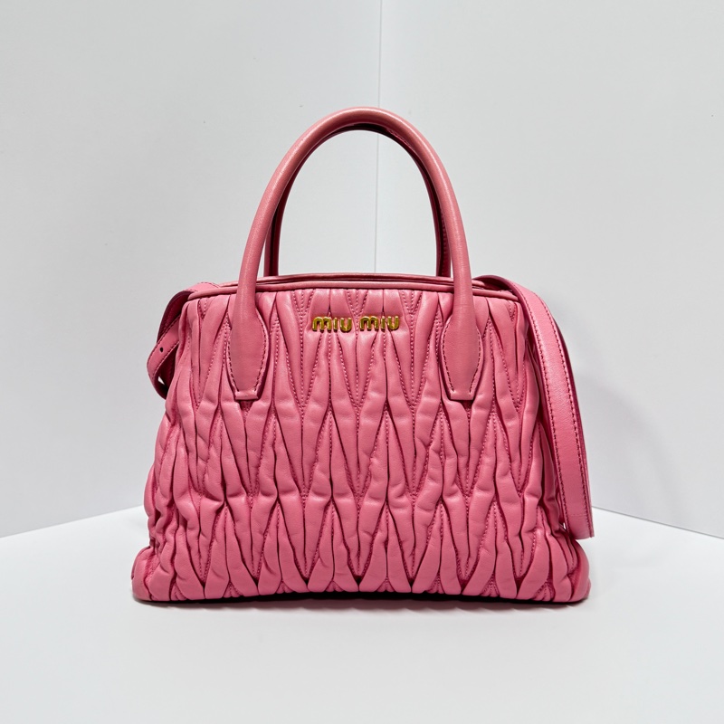 （極新｜名媛氣質🌹） Miu Miu 經典Nappa牛皮 斜背包 專櫃11萬多！-10