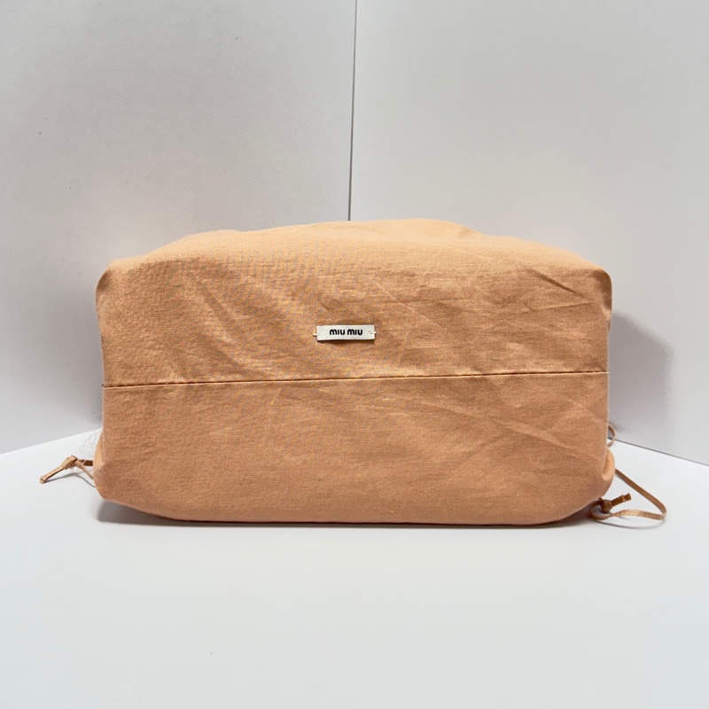 （極新｜名媛氣質🌹） Miu Miu 經典Nappa牛皮 斜背包 專櫃11萬多！-34