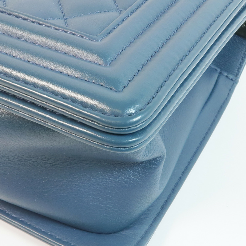 CHANEL 羊皮皮革Boy 25銀扣鏈帶肩背袋-11