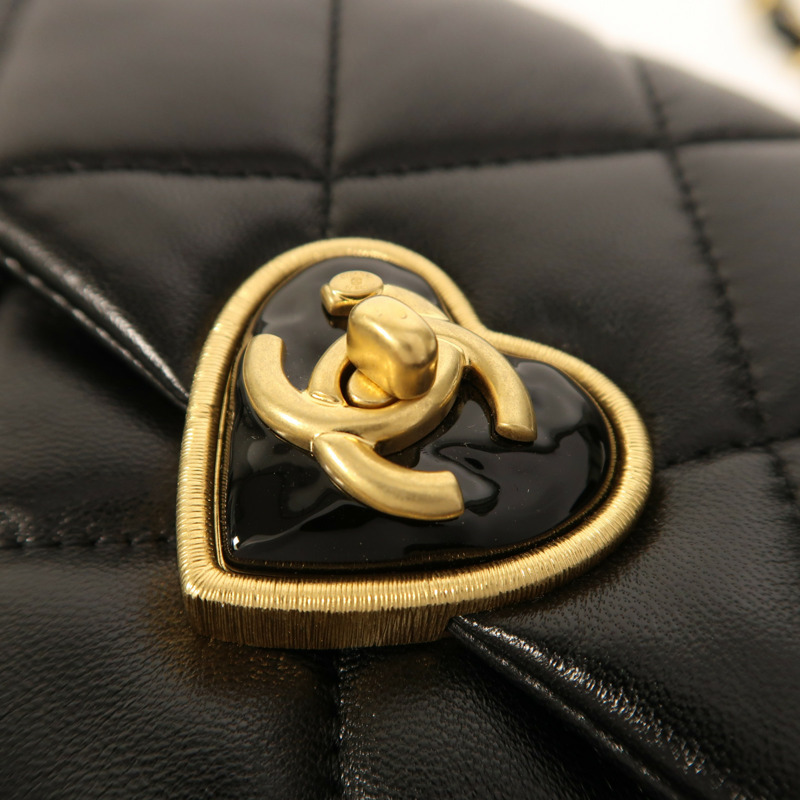 CHANEL 羊皮皮革Coco Love金扣鏈帶肩背袋-9