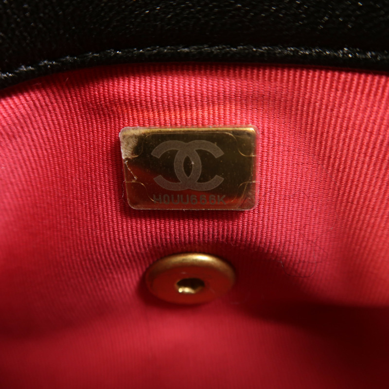 CHANEL 羊皮皮革Coco Love金扣鏈帶肩背袋-13