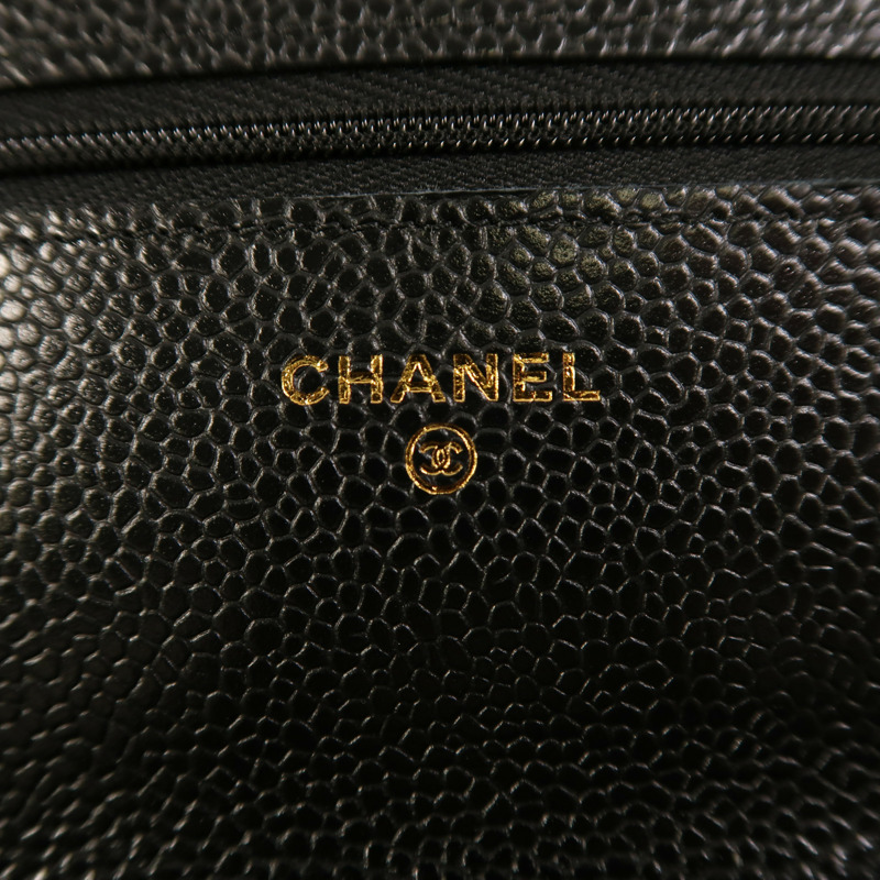 CHANEL 牛皮皮革WOC Wallet On Chain金扣鏈帶肩背袋-11
