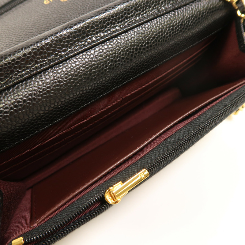 CHANEL 牛皮皮革WOC Wallet On Chain金扣鏈帶肩背袋-13