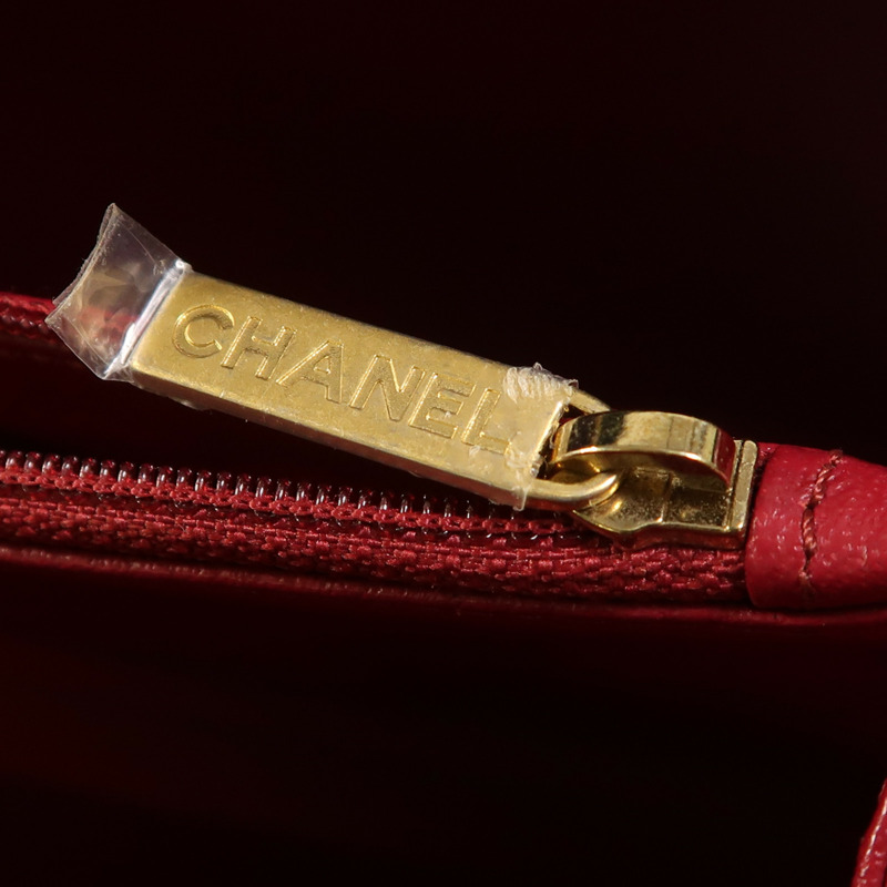 CHANEL 牛皮皮革Filigree Vanity Case金扣手挽肩背兩用袋-14