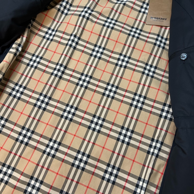 BURBERRY英國黑色絎縫拼接風衣S-11