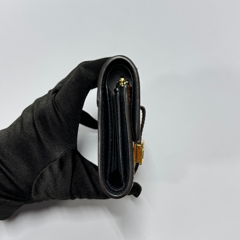 （極新🎁） LV M68725 晶片款 達芙妮短夾 專櫃36500！-7