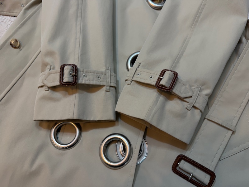 BURBERRY英國淺灰標誌圓形孔眼長風衣UK8-5