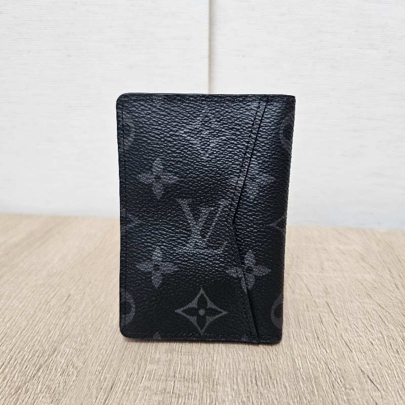 [未使用品項❣️] LV黑灰老花對開卡夾-1