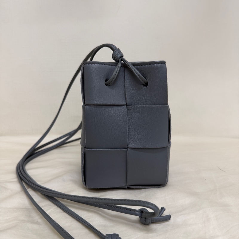 BV水桶包mini灰色-7