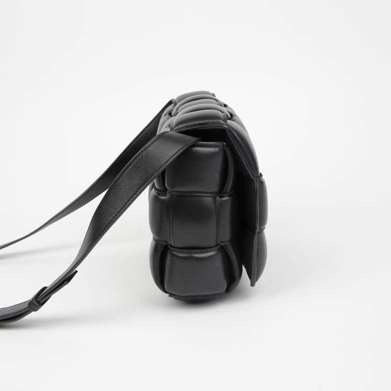 BOTTEGA VENETA 帶襯墊的磁帶單肩斜挎包 591970-3